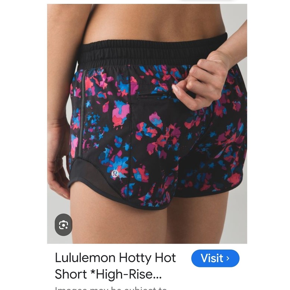 Lululemon Hotty Hot High-Rise Shorts Size 4 Black Pink Blue Abstract Print 2.5"